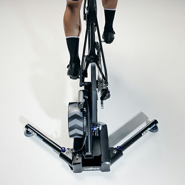 wahoo KICKR MOVEスマートトレーナー