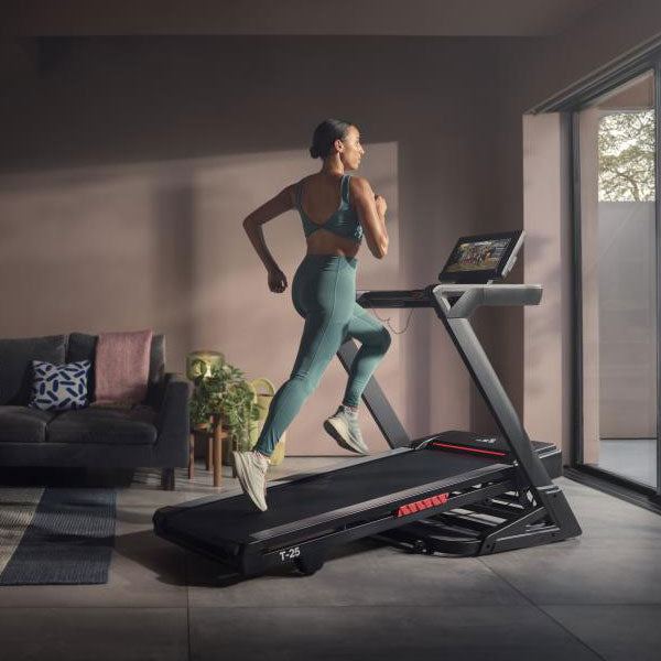 アディダス T-25 トレッドミル 家庭用ランニングマシン AVUS-10750-120（100V） [adidas training]　【送料・組立設置費込み】 Zwift Kinomap  最高速度19km/h 15段階傾斜調整 メーカー保証1年間