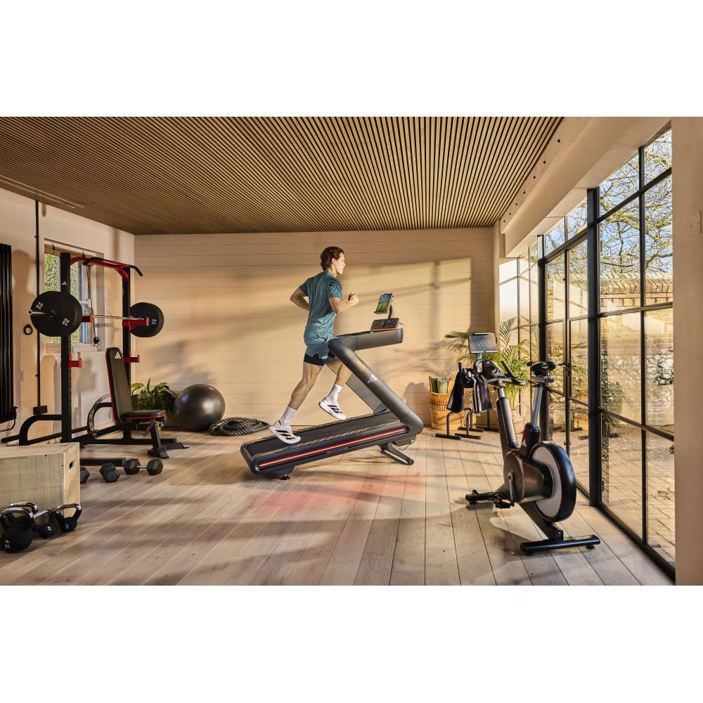 アディダス T-700 トレッドミル 準業務用ランニングマシン AVUS-10701-120（100V） [adidas training]　【送料・組立設置費込み】 Zwift Kinomap  最高速度20km/h 18段階傾斜調整 メーカー保証1年間